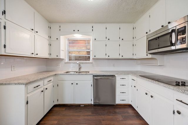 6501 Levitt Drive, Watauga, TX 76148