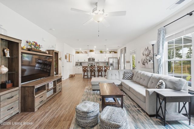 11507 Caswell Spring Way, Louisville, KY 40291