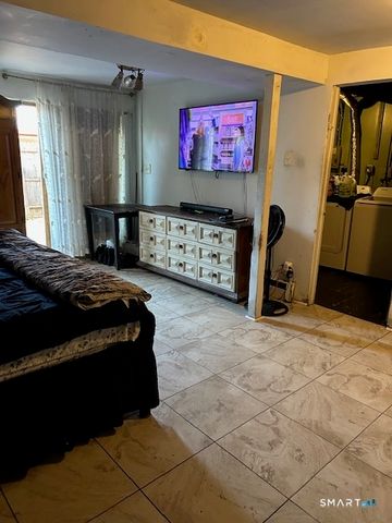 56 Angel Drive C, Waterbury, CT 06708