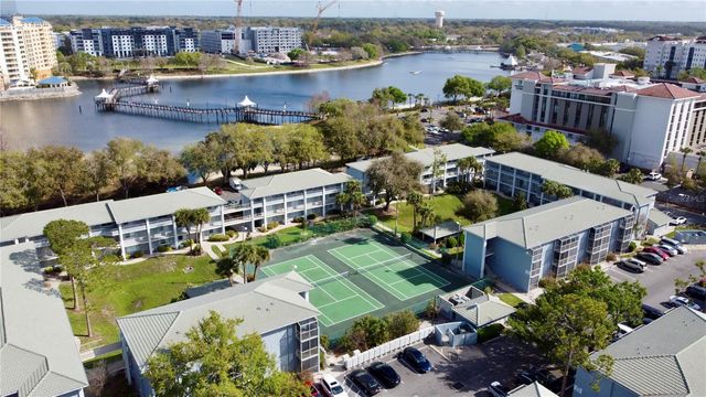 120 BLUE POINT WAY 320, Altamonte Springs, FL 32701