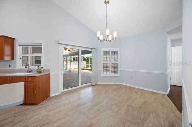 5321 GARDENS DR, Sarasota, FL 34243