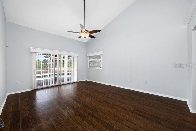 5321 GARDENS DR, Sarasota, FL 34243