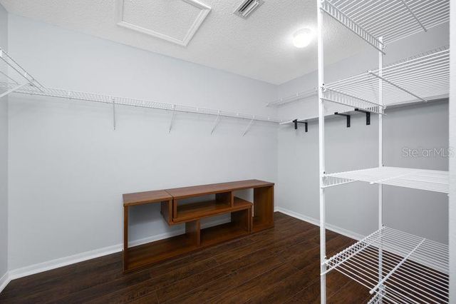 5321 GARDENS DR, Sarasota, FL 34243