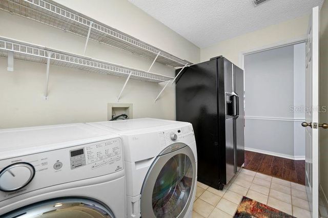 5321 GARDENS DR, Sarasota, FL 34243