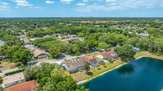 5321 GARDENS DR, Sarasota, FL 34243