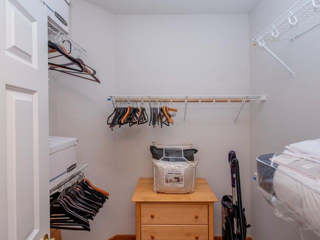 7323 Brittany Lane, Inver Grove Heights, MN 55076