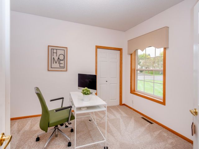 7323 Brittany Lane, Inver Grove Heights, MN 55076