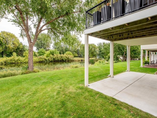 7323 Brittany Lane, Inver Grove Heights, MN 55076