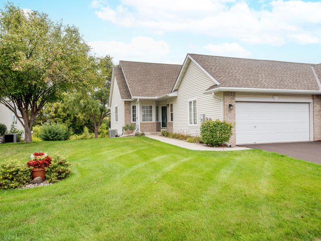 7323 Brittany Lane, Inver Grove Heights, MN 55076