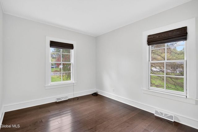 15A Font Grove Road, Bethlehem, NY 12159