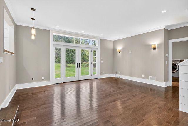 15A Font Grove Road, Bethlehem, NY 12159