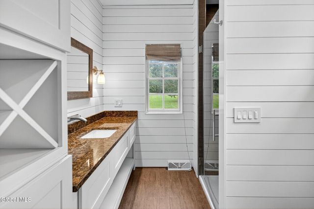 15A Font Grove Road, Bethlehem, NY 12159