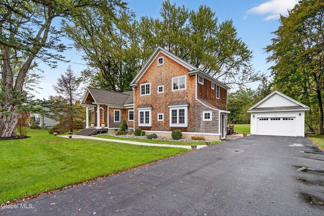 15A Font Grove Road, Bethlehem, NY 12159