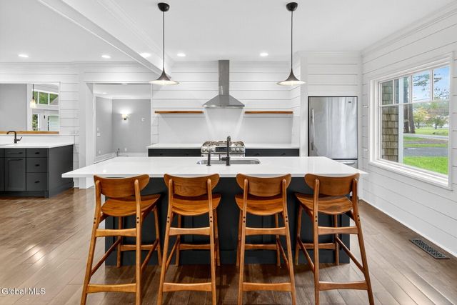 15A Font Grove Road, Bethlehem, NY 12159