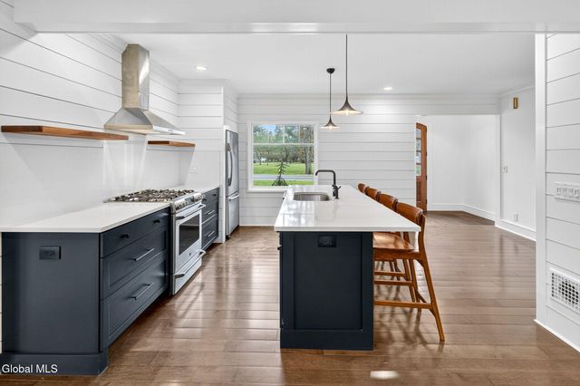 15A Font Grove Road, Bethlehem, NY 12159