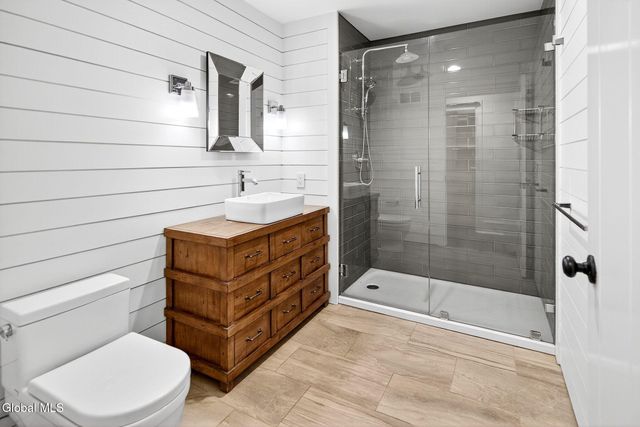 15A Font Grove Road, Bethlehem, NY 12159