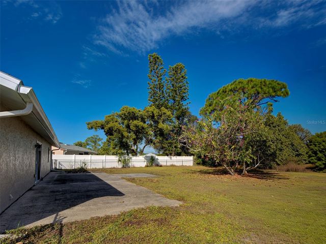 5815 SPEARMAN CIRCLE, North Port, FL 34287