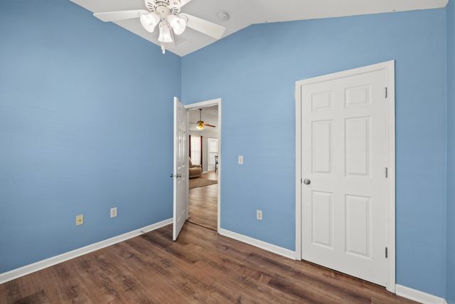 224 White Oak Trace, Lexington, KY 40511