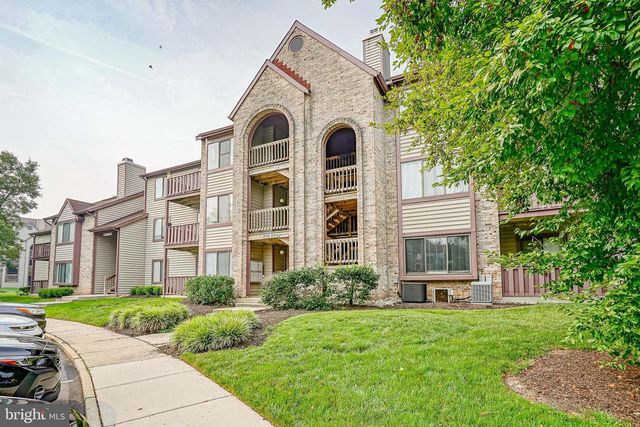 5012B DUNBARTON RD, Mount Laurel, NJ 08054