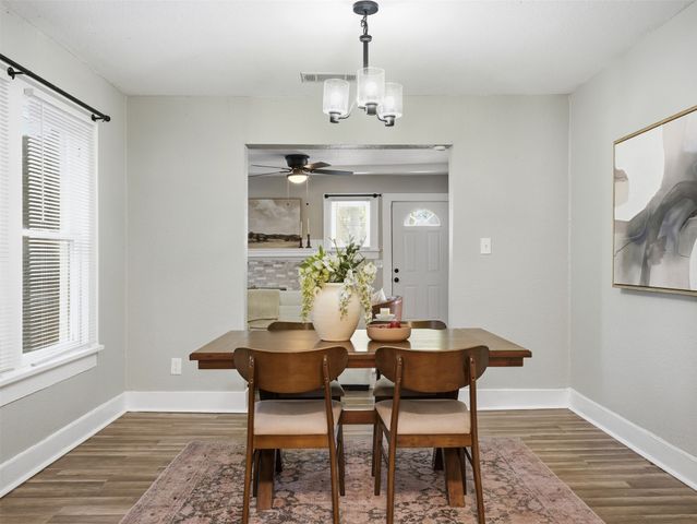 3712 College Avenue, Fort Worth, TX 76110