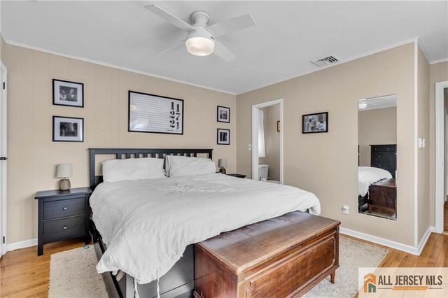 25 Woodview Avenue, Fords, NJ 08863