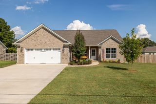 411 Bumpas Rd, Lawrenceburg, TN 38464