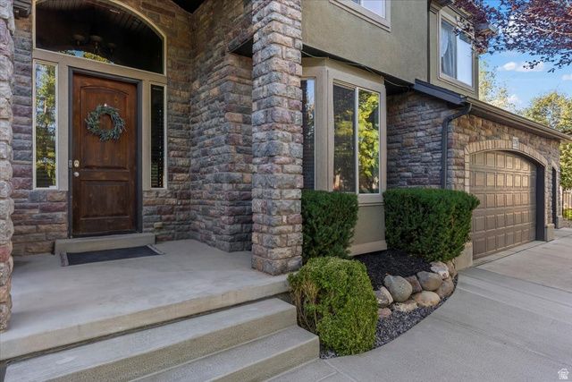 3376 W WATER CRESCENT PL, South Jordan, UT 84095