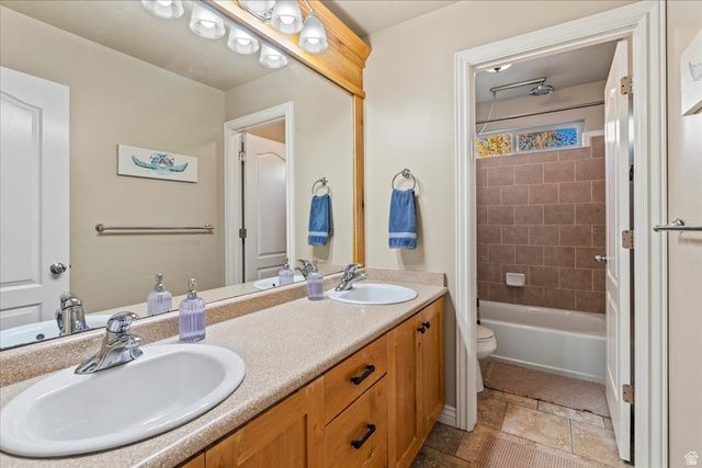 3376 W WATER CRESCENT PL, South Jordan, UT 84095