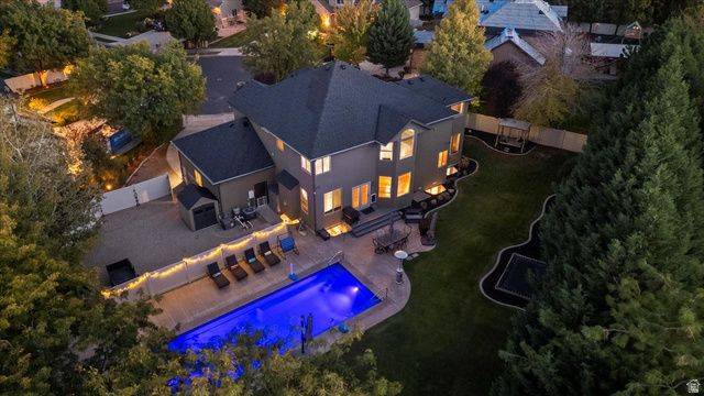 3376 W WATER CRESCENT PL, South Jordan, UT 84095