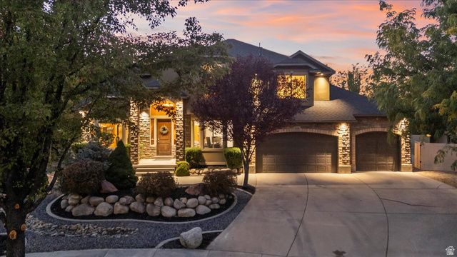 3376 W WATER CRESCENT PL, South Jordan, UT 84095
