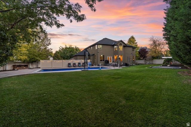 3376 W WATER CRESCENT PL, South Jordan, UT 84095