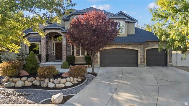 3376 W WATER CRESCENT PL, South Jordan, UT 84095