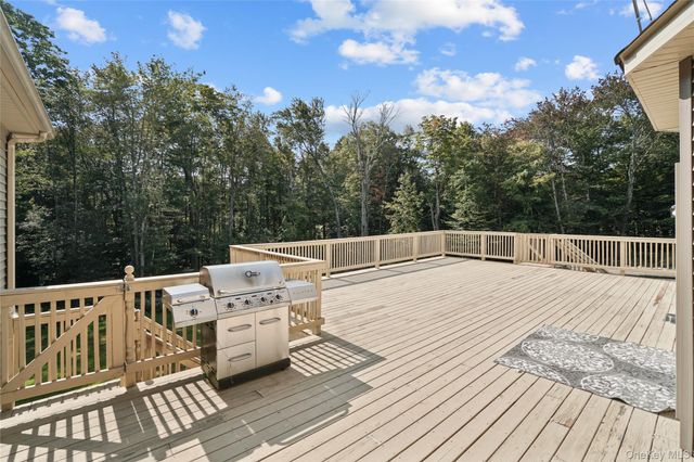 210 Grey Road, South Fallsburg, NY 12779