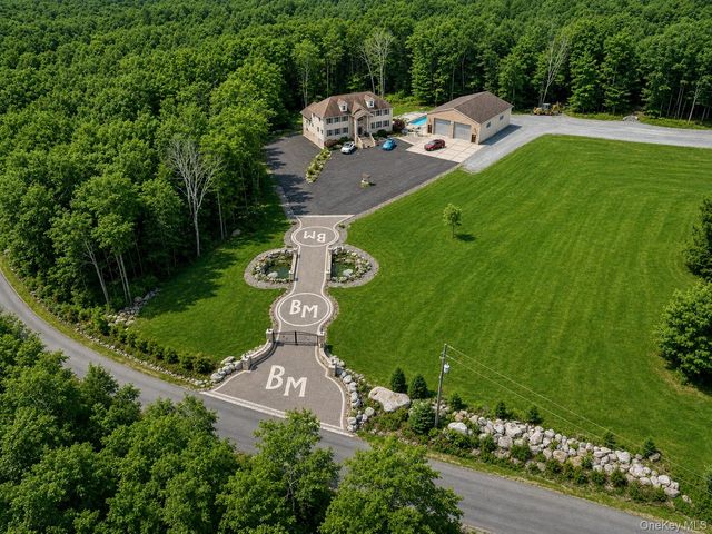 210 Grey Road, South Fallsburg, NY 12779