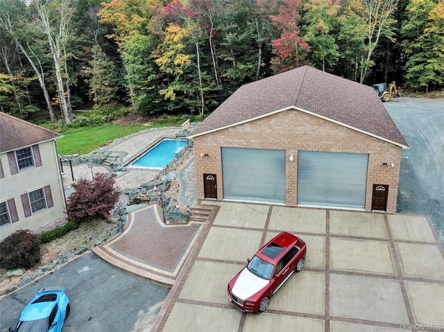 210 Grey Road, South Fallsburg, NY 12779