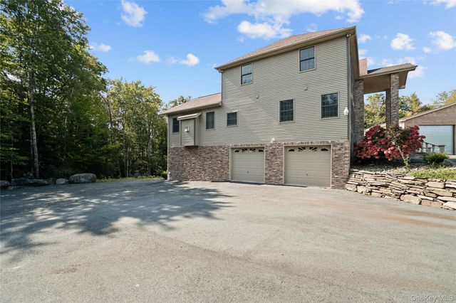 210 Grey Road, South Fallsburg, NY 12779