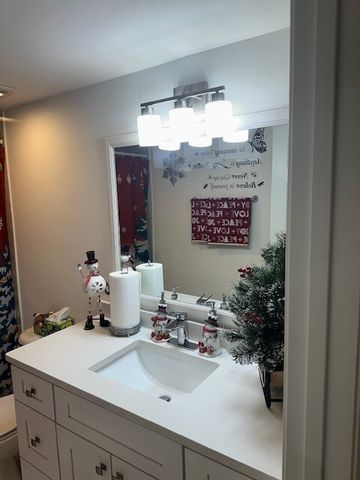 3341 184th Street 1B, Homewood, IL 60430