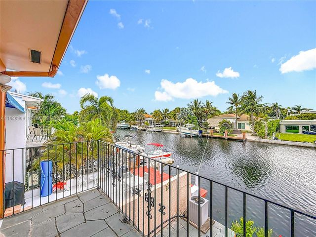 2205 NE 123rd St 2205, North Miami, FL 33181