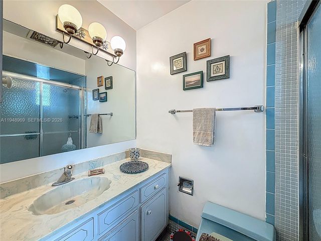 2205 NE 123rd St 2205, North Miami, FL 33181