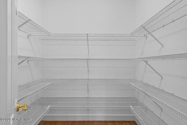 15 Stableside Road, Ottawa Hills, OH 43615