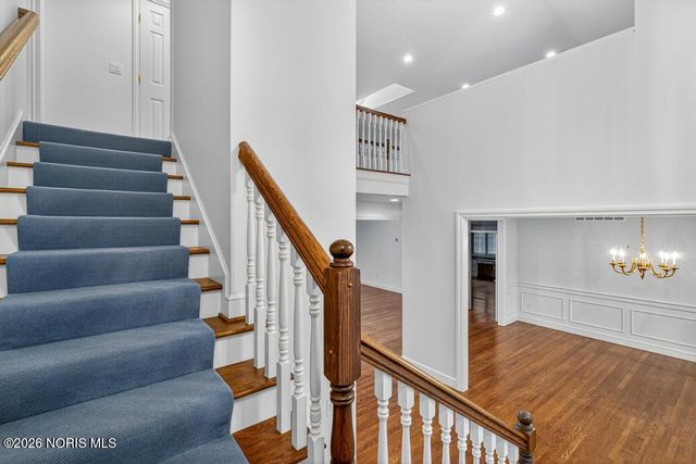 15 Stableside Road, Ottawa Hills, OH 43615