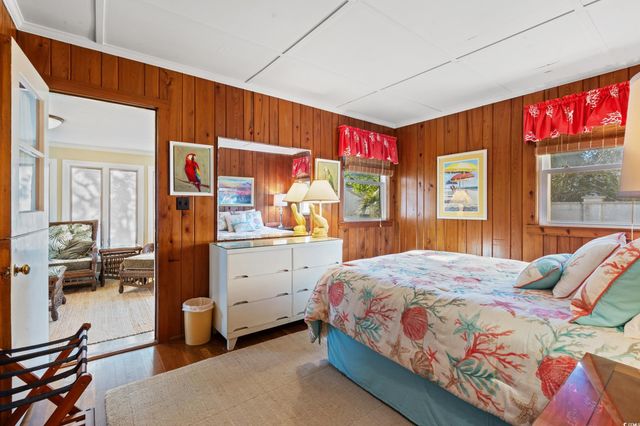 403 32nd Ave. N, Myrtle Beach, SC 29577