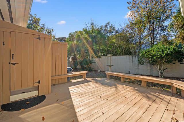 403 32nd Ave. N, Myrtle Beach, SC 29577