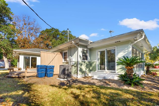 403 32nd Ave. N, Myrtle Beach, SC 29577