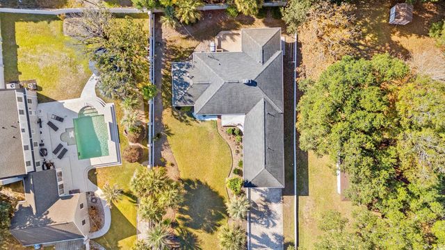 403 32nd Ave. N, Myrtle Beach, SC 29577