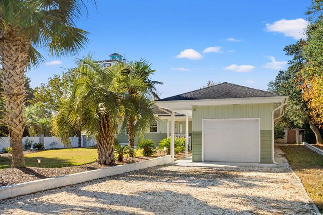 403 32nd Ave. N, Myrtle Beach, SC 29577