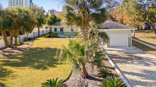 403 32nd Ave. N, Myrtle Beach, SC 29577