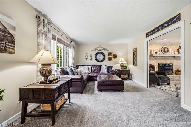 10830 Lakebrook Drive, Kirtland, OH 44094