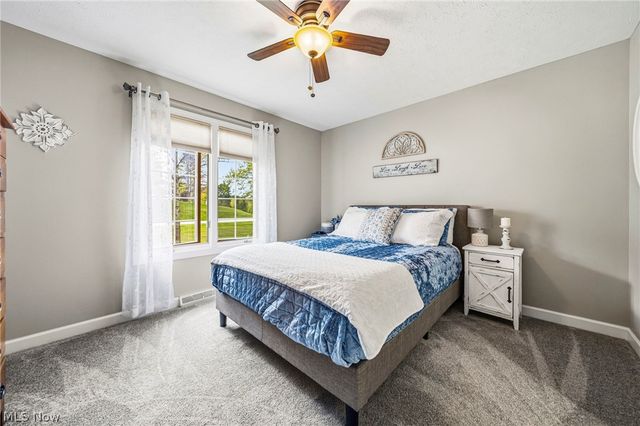 10830 Lakebrook Drive, Kirtland, OH 44094