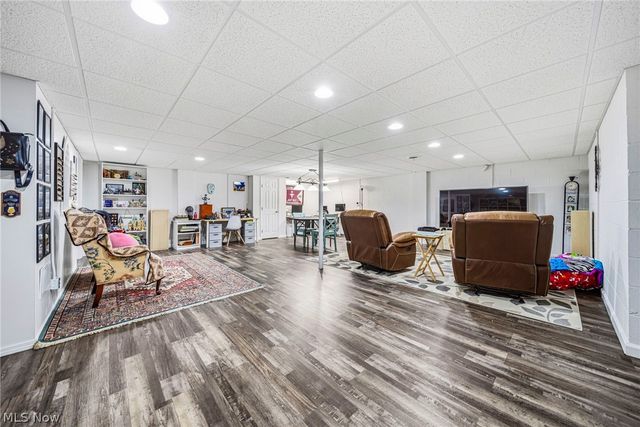 10830 Lakebrook Drive, Kirtland, OH 44094